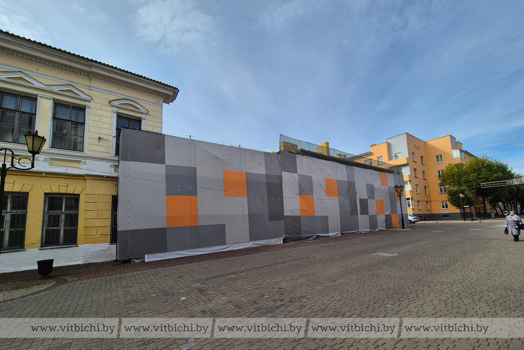 В одном из зданий в самом сердце Витебска по улице Суворова создается кондитерская-пекарня.